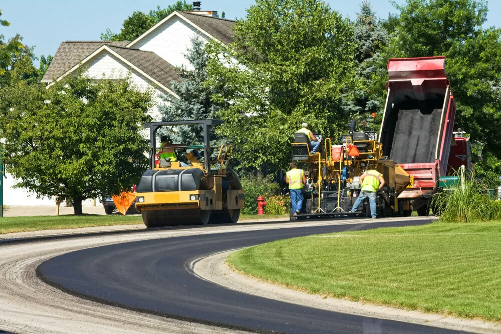 Best Driveway Materials in 2026: Asphalt vs Concrete vs Pavers (Complete Guide)